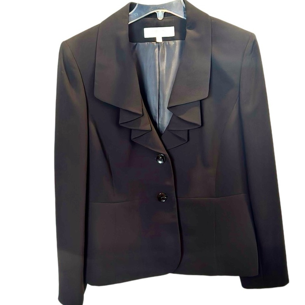 Jones studio, black ruffled collar blazer, suit, jacket, size 12